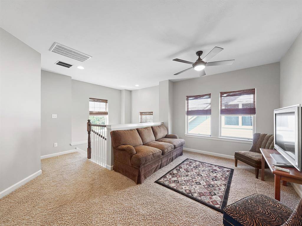 scend the staircase to discover a generous size game room upstairs. This versatile space can be transformed into a home theater, a playroom, a workout area, or anything else your heart desires.