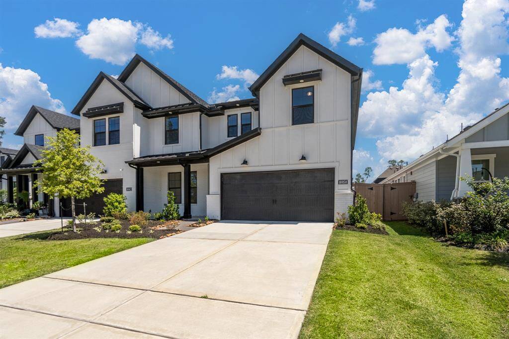 Welcome to 16958 Chapel Knox in The Groves located in Humble. This 4 bed, 2.5 bath townhome was built in 2024 and still shows like new.