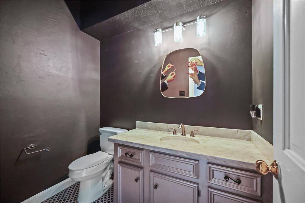downstairs half bath
