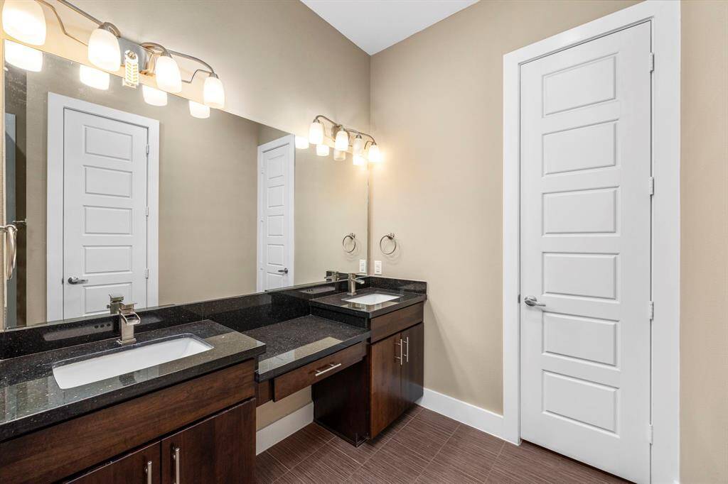 Primary Bathroom with dual sinks and vanity area!