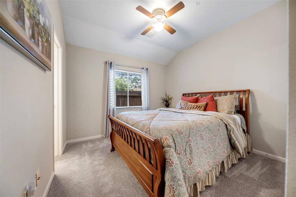 Another secondary bedroom