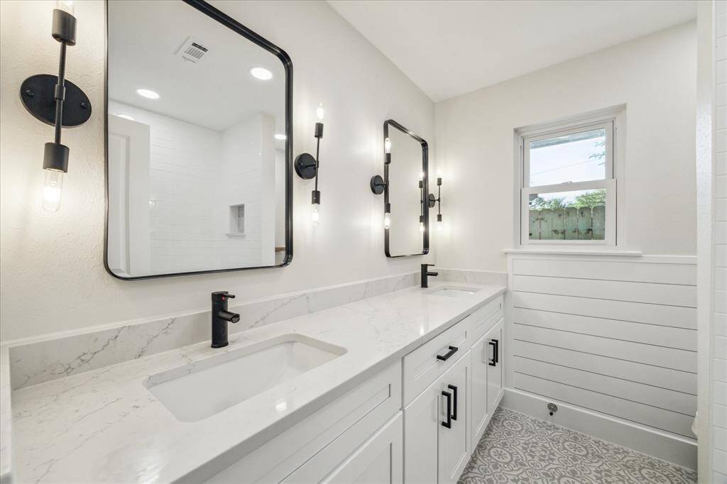 Second bathroom