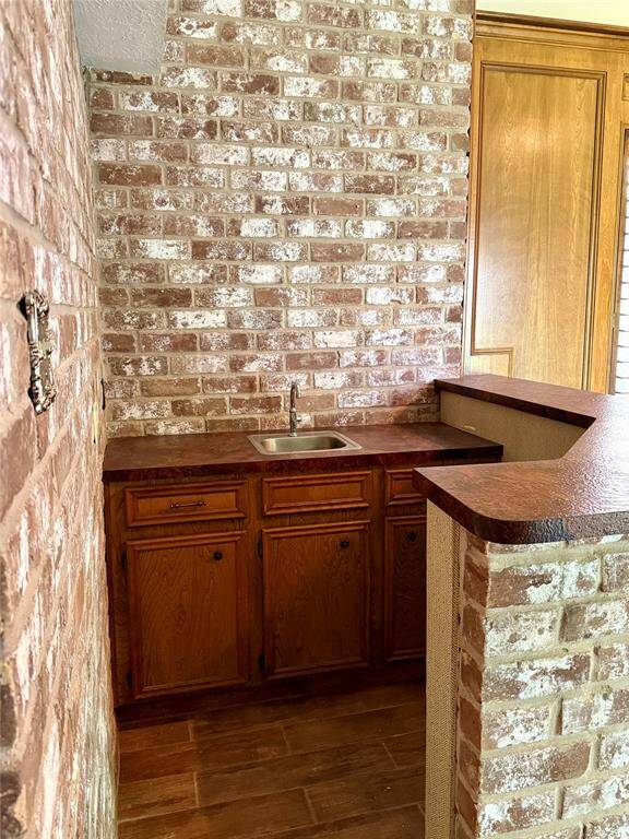 Living Room Wet Bar