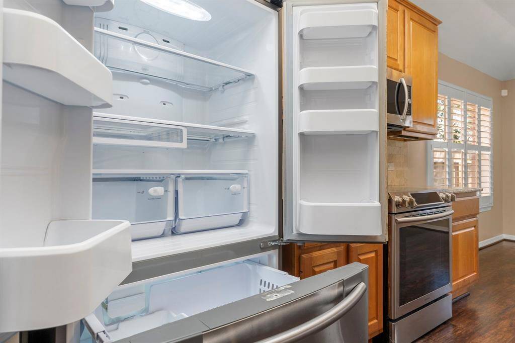 Amazing refrigerator