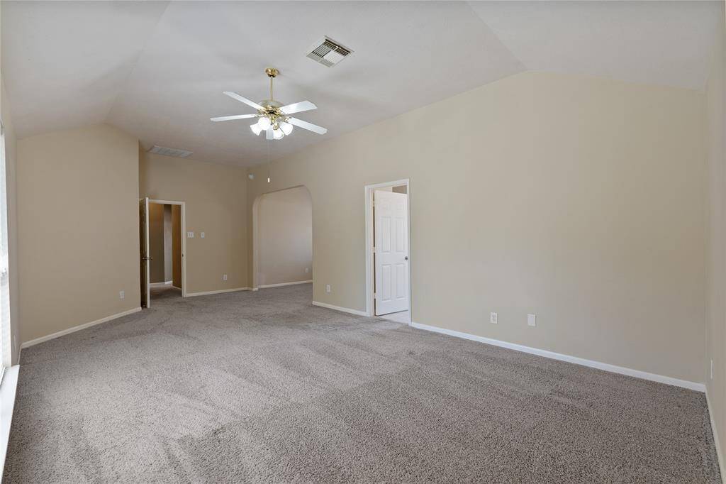 Enjoy the endless amount of space that the primary suite has to offer.