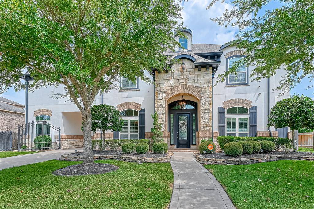 Welcome Home to your Sterling Lakes Estates Home.