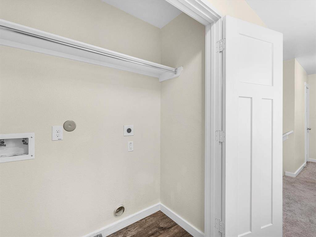 Laundry closet for Full size Washer & dryer
