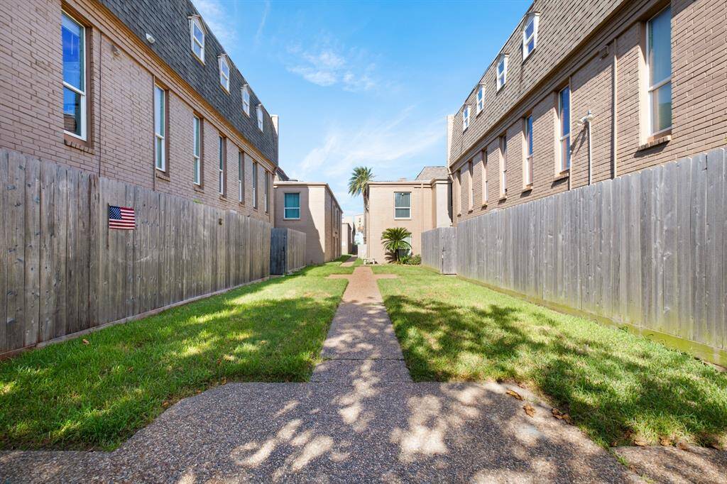 Courtyard outside of the unit entrance