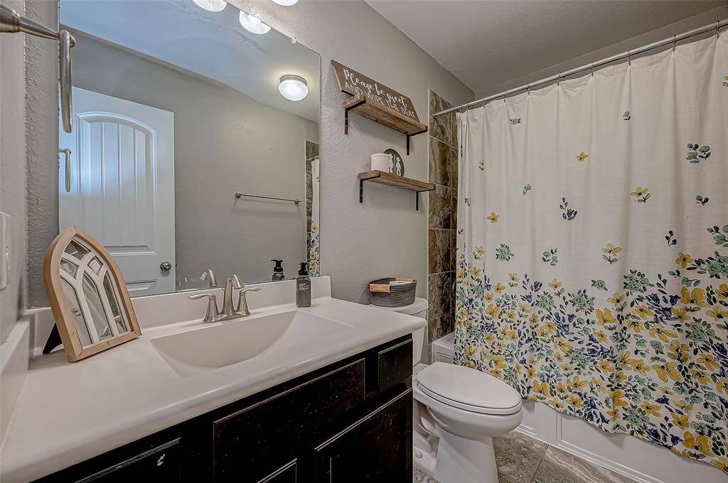 Secondary Bath #3