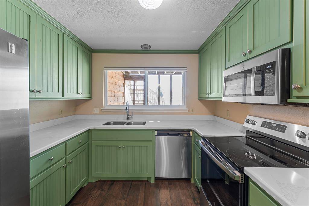All appliances are included with this rental, quartz countertops and new sink fixtures are ready for a new tenant.