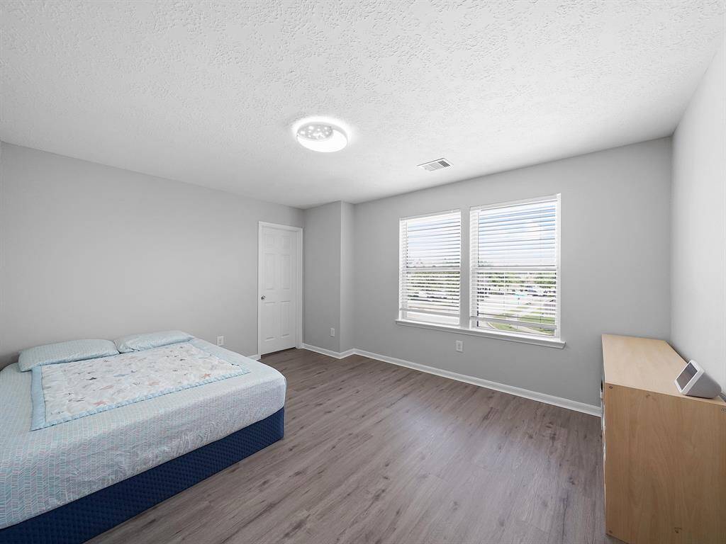 Secondary bedroom 3