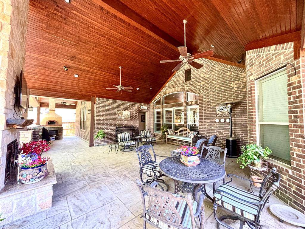 You fully covered Patio is ready for the Party!  You will be awestruck with how beautiful this is.