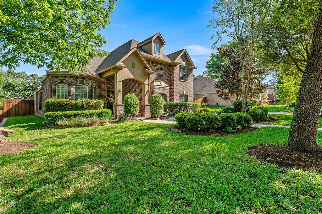 This gorgeous home almost talks to you and says "Stop the Car!"  Come inside, you'll love it!  Welcome Home, don't wait, this one will be gone F A S T!