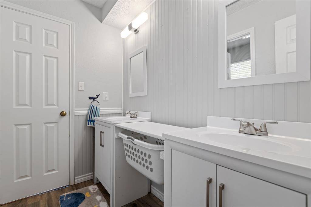 upstairs bathroom