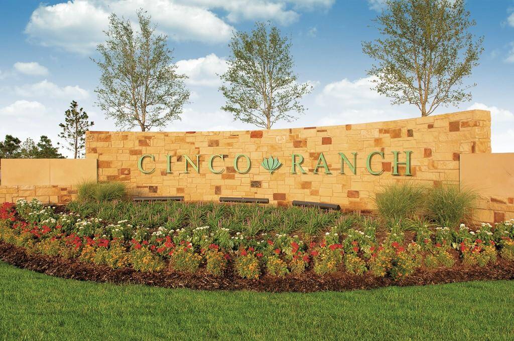 Cinco Ranch is a distinguished master-planned community located in Katy, Texas, approximately 30 miles west of downtown Houston.