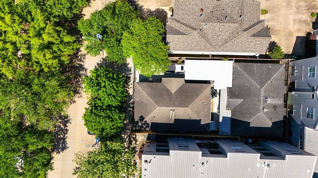 Aerial photo of the townhome.