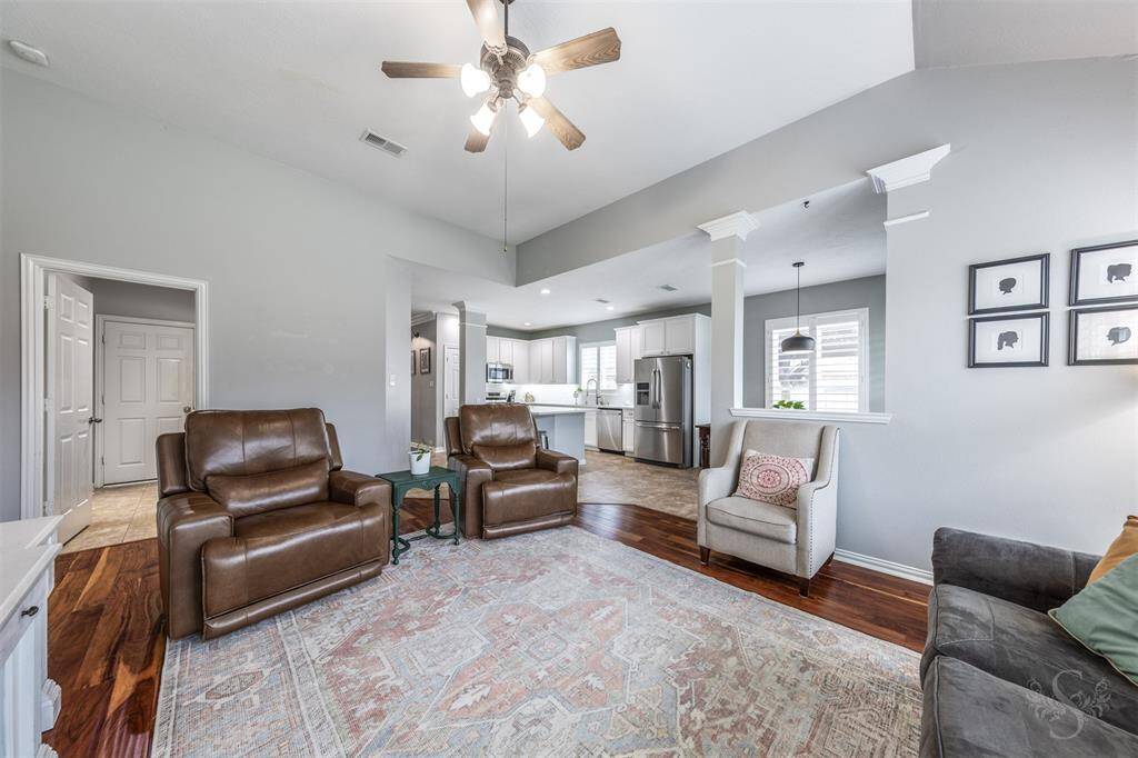 Living room.