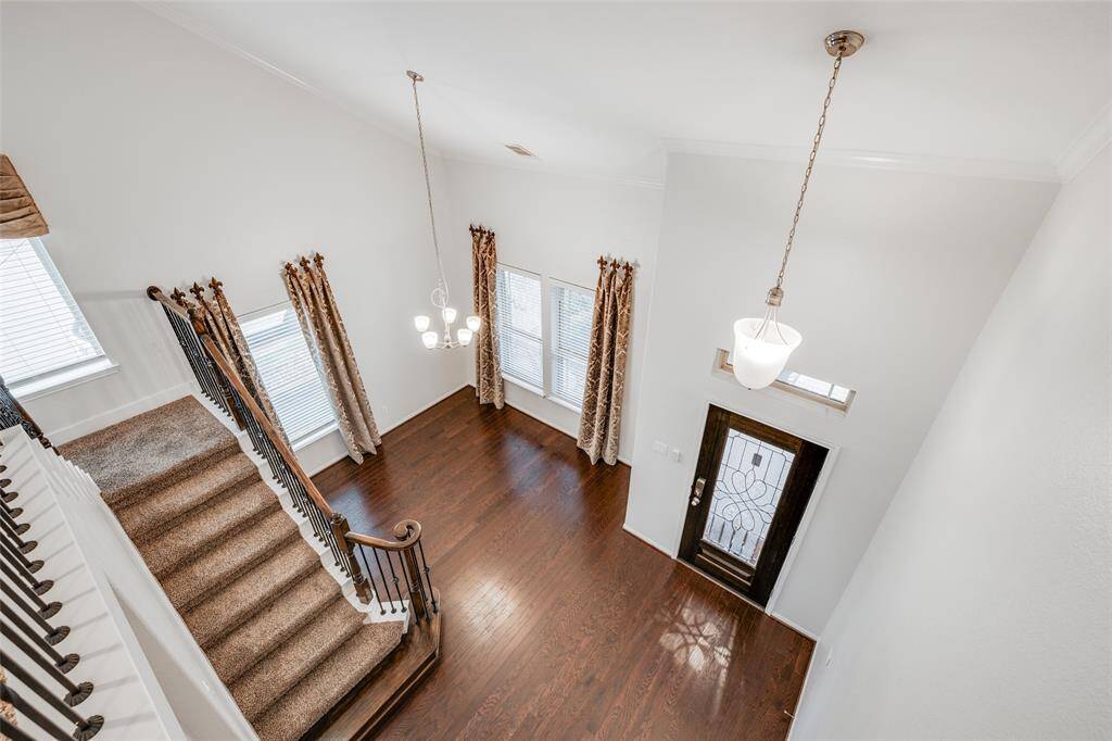 Open Floor Plan with Vaulted Ceiling