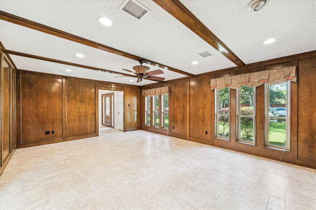 Tile flooring and the beam ceiling give this room a great feel