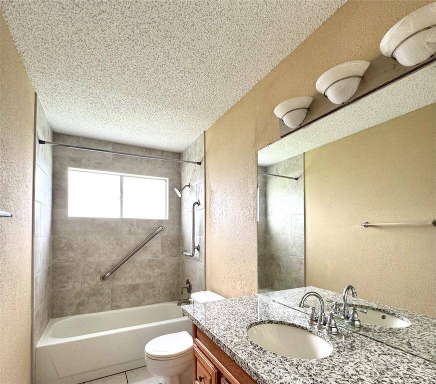 2nd bathroom