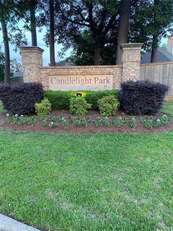 Beautiful entrance to your new home!