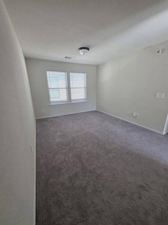 Spacious 3rd bedroom