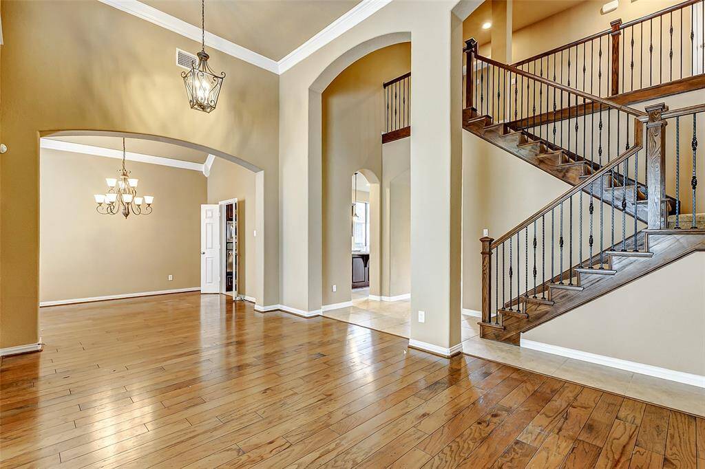 Open entryway with a view of the dining room