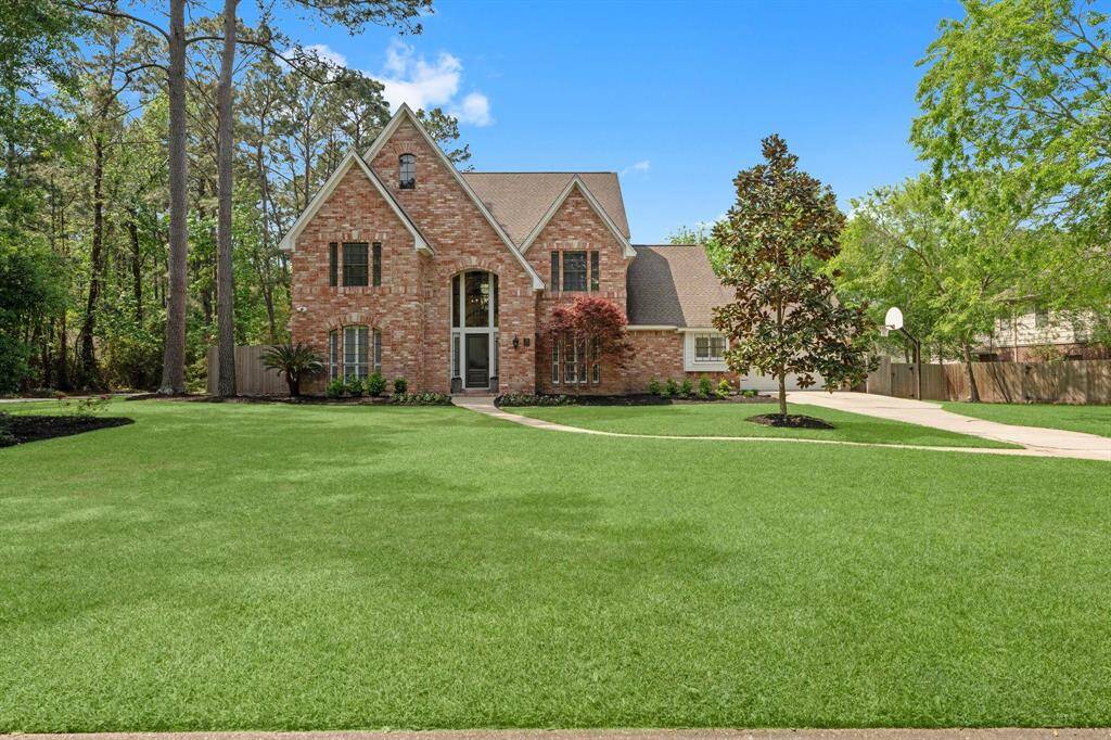 Great curb appeal!
