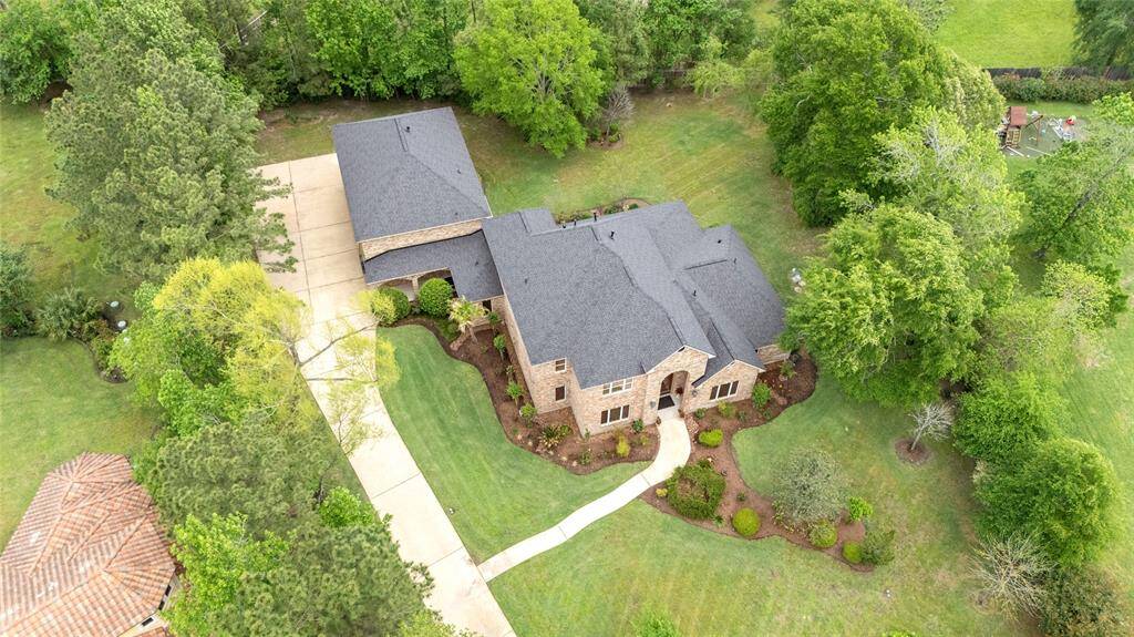 The home sits on a full acre lot!