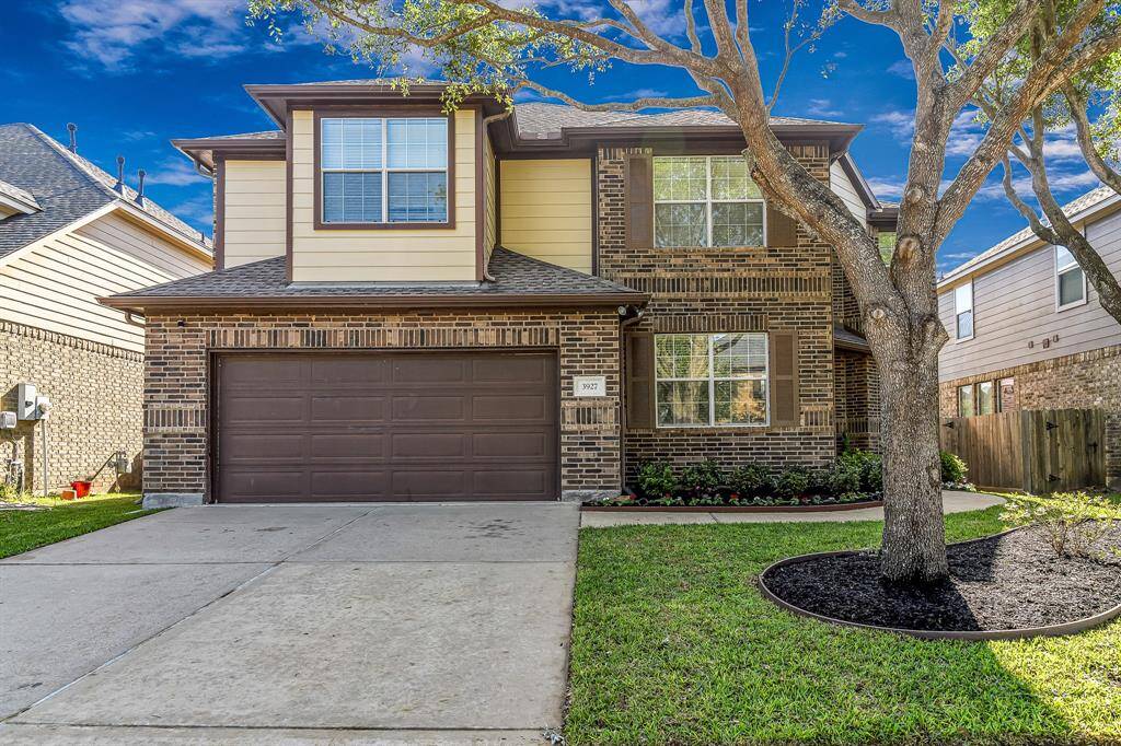 Stunning curb appeal