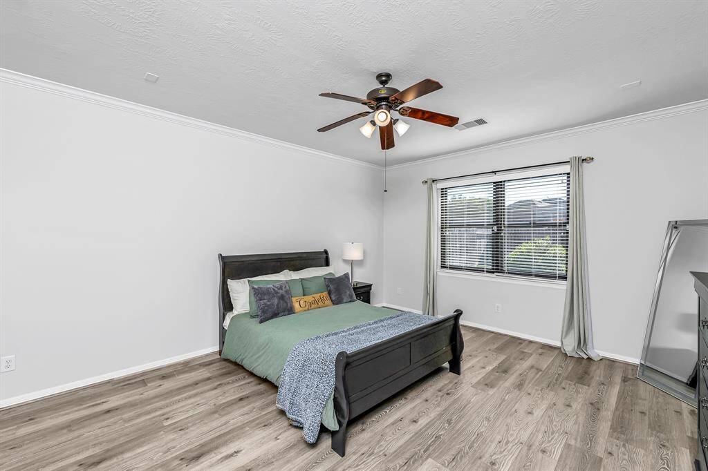 Primary suite with sitting area
