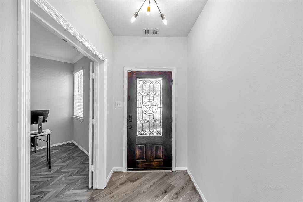 Decorative glass front door