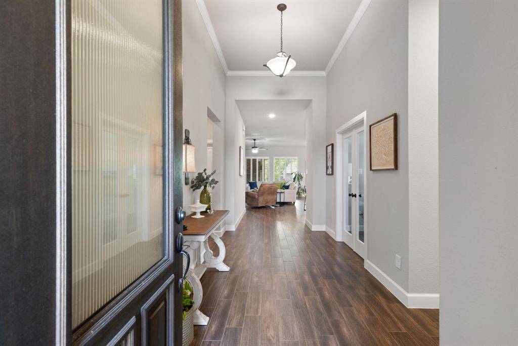 Large formal entry to the home.