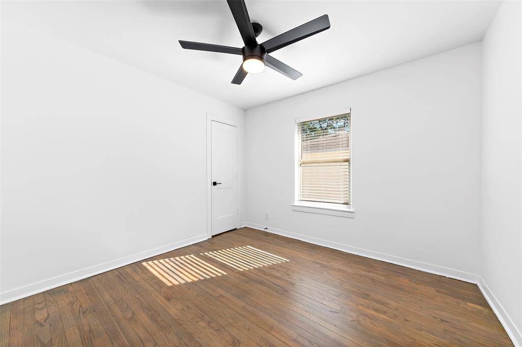 Guest Bedroom #!
