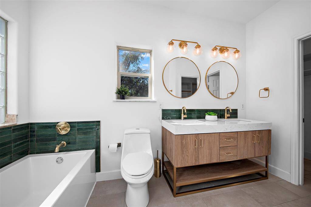 Upstairs fully updated primary bathroom