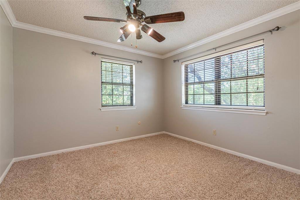 Unstaged bedroom