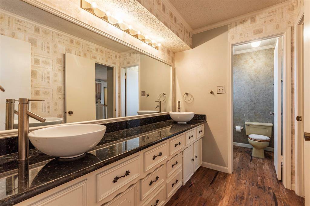 Full bathroom upstairs