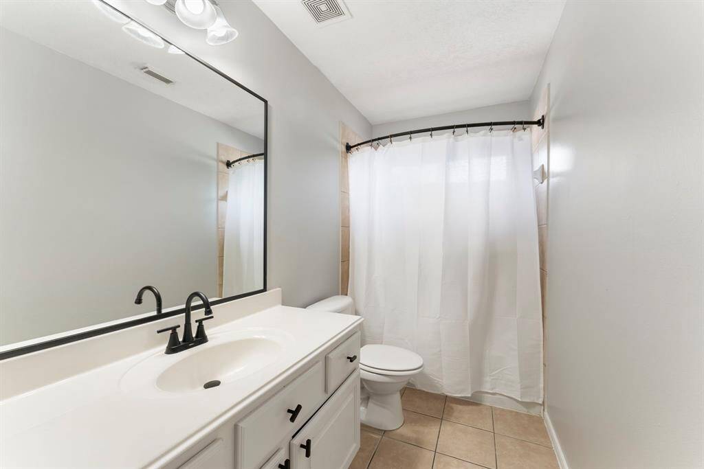 One of two secondary bathrooms upstairs!