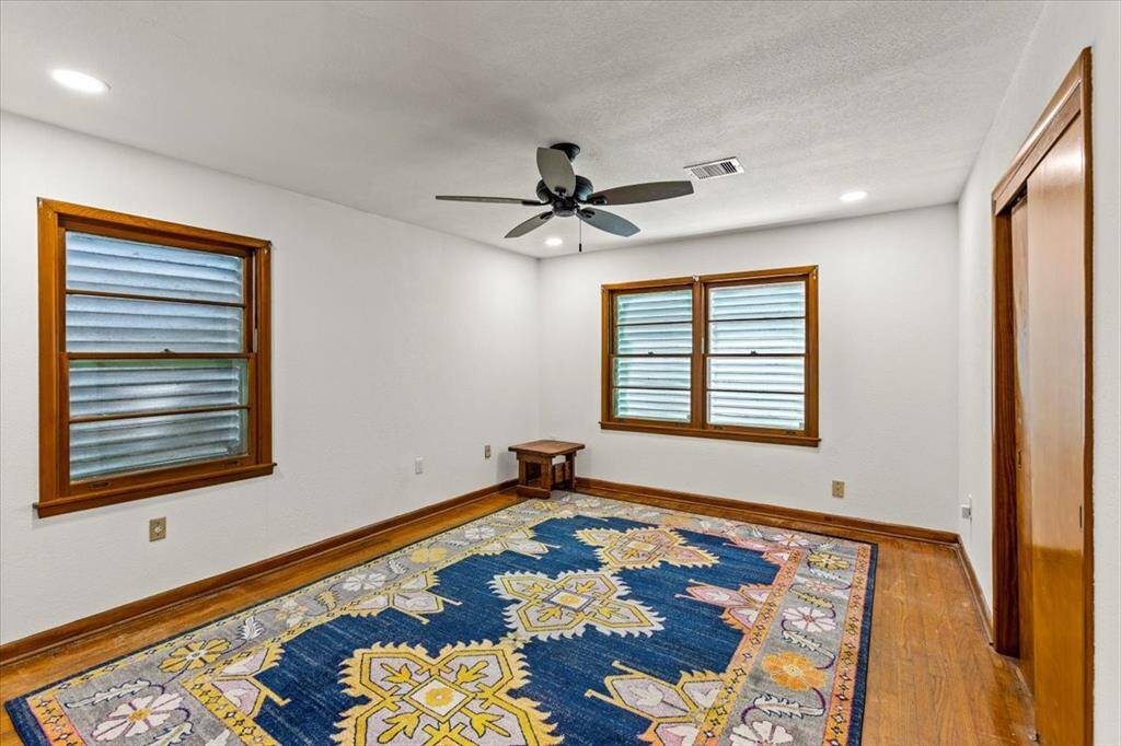 Second bedroom here—just like the rest, it’s nice and spacious with plenty of room to spread out and make it your own.