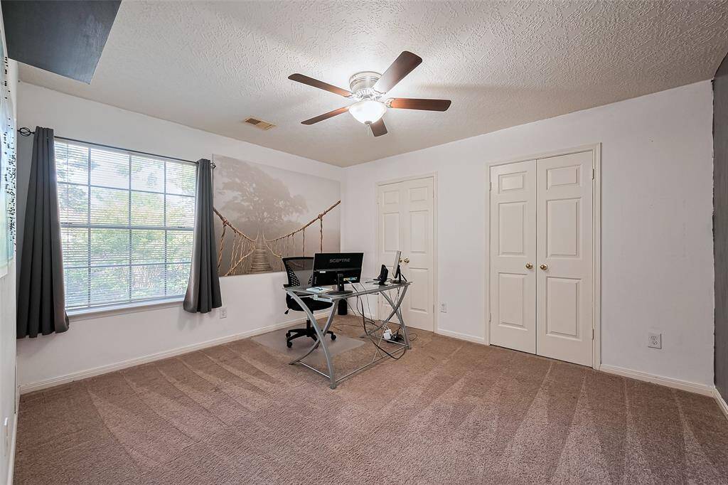 Guest Bedroom #1