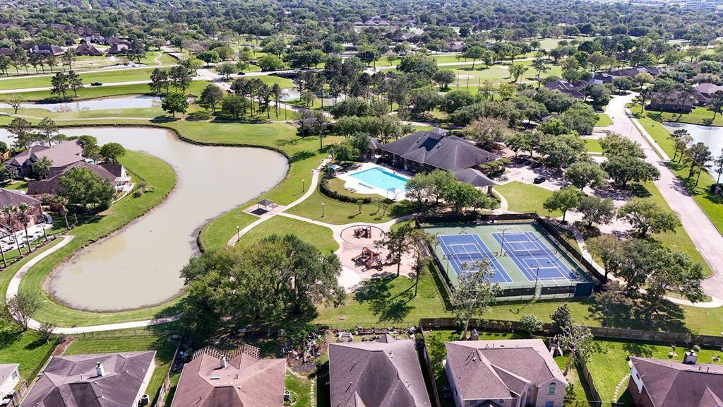This bird's-eye perspective highlights the beauty of the neighborhood