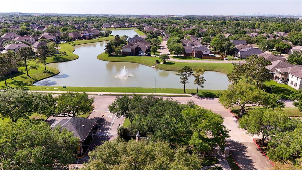 Enjoy stunning waterviews that create a serene and peaceful backdrop to your everyday life