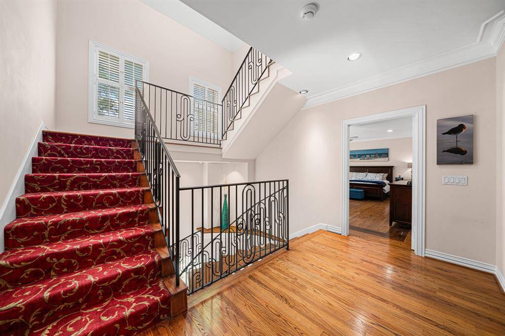 Steps to 3rd floor, media room/second gameroom or 5th bedroom.