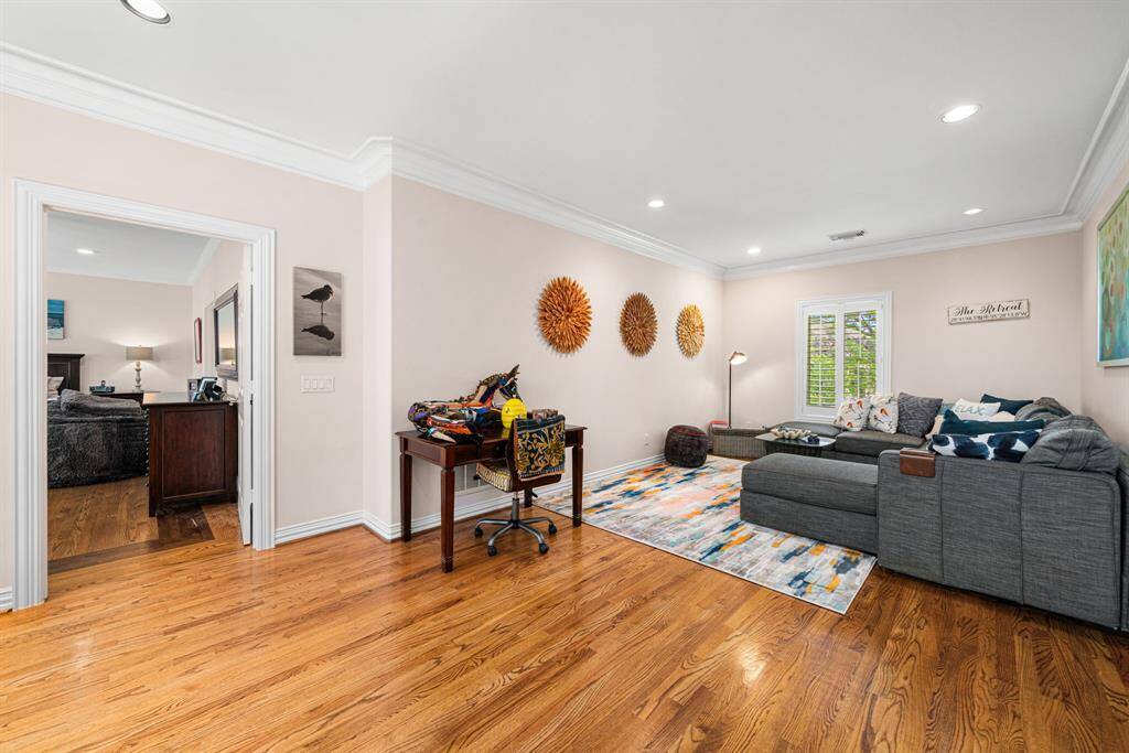 Second floor - inviting  retreat/game room space outside primary bedroom.