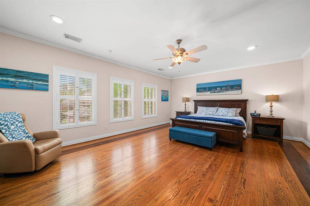Oversized primary bedroom on the 2nd floor. Lots of natural light.