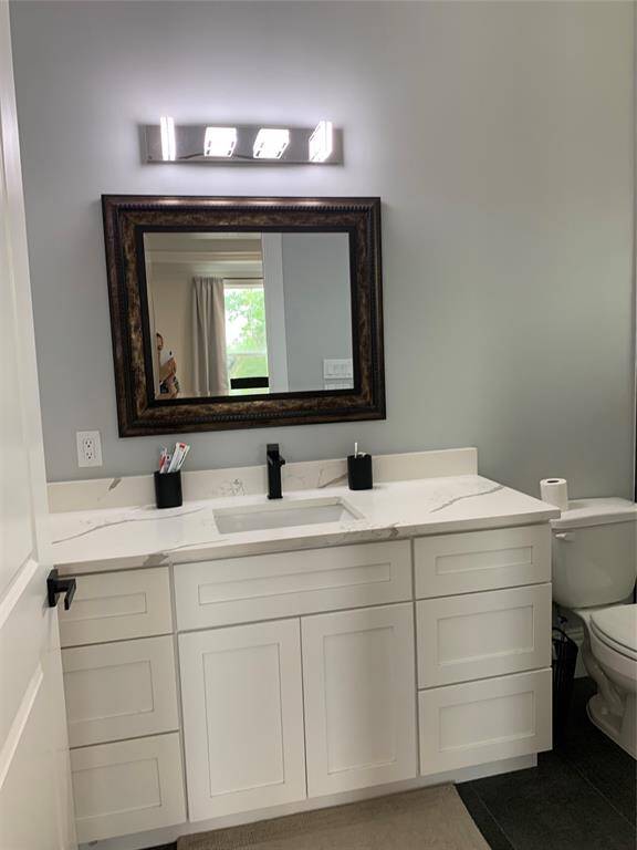 Another example of one of the many bathrooms.