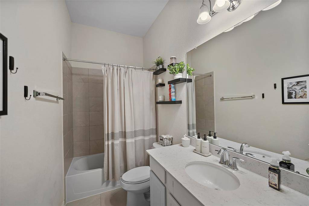 Secondary Bath