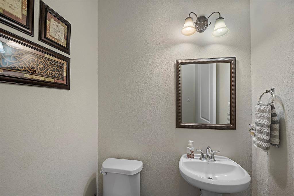 Half Bath for guests.
