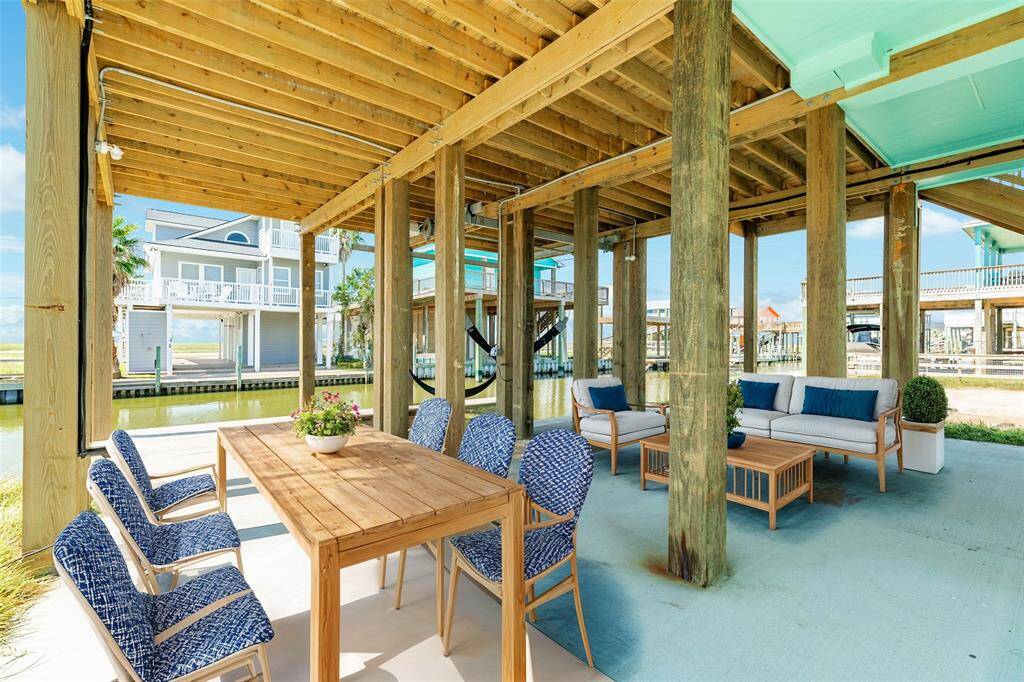 Inviting Ground Floor Entertainment Area with Stylish Virtual Staging