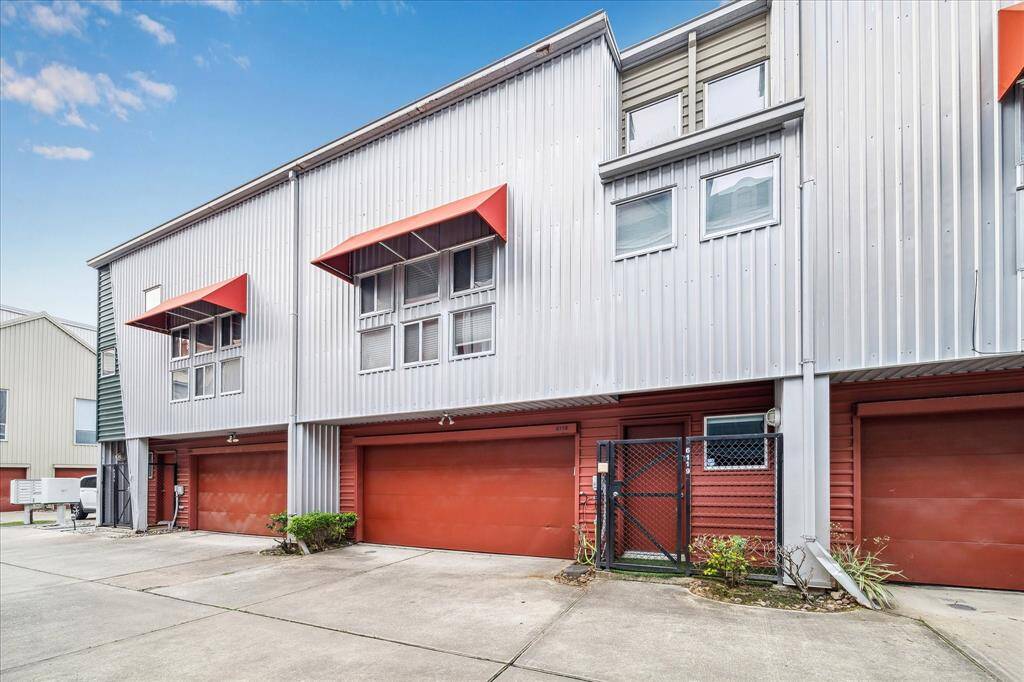 This 2/2 townhome includes a large 2 car garage with easy access.